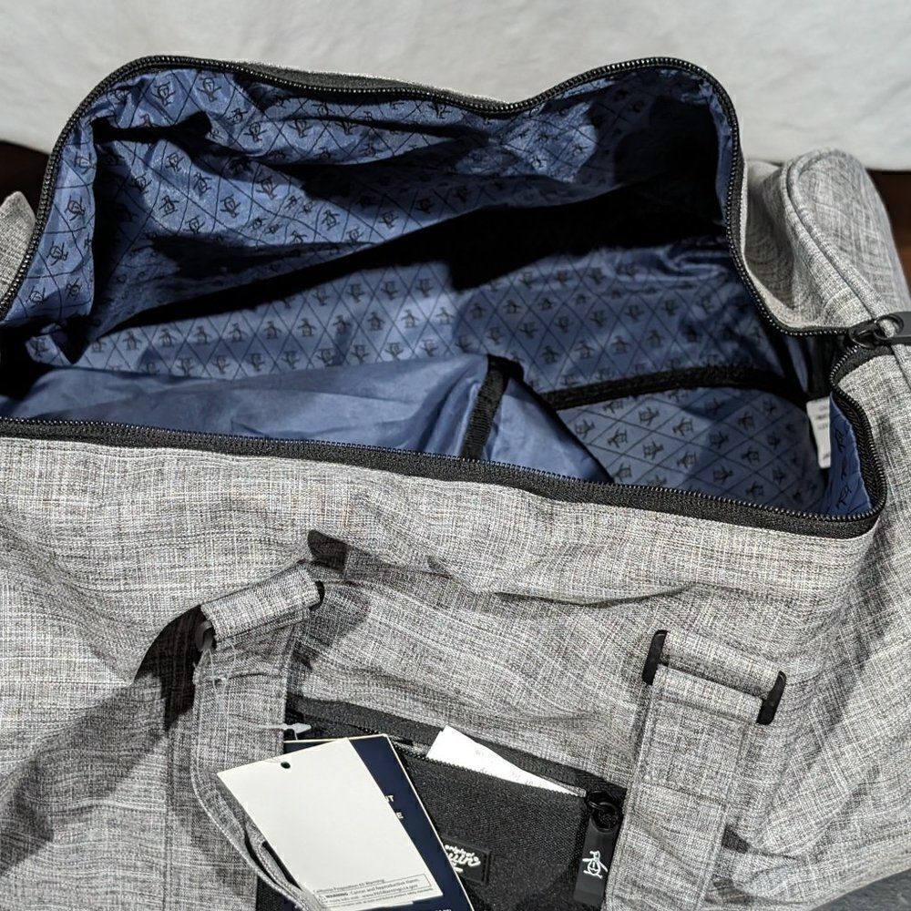 BNWT Original Penguin Weekender Duffel‎ - Picture 3 of 5